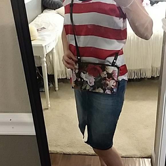 Handbags - Madden girl floral cross body purse